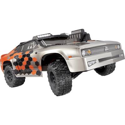Ferngesteuertes Auto mit robusten Reifen und sportlichem Design in Silber und Orange.modell, geeignet für Geländefahrten.