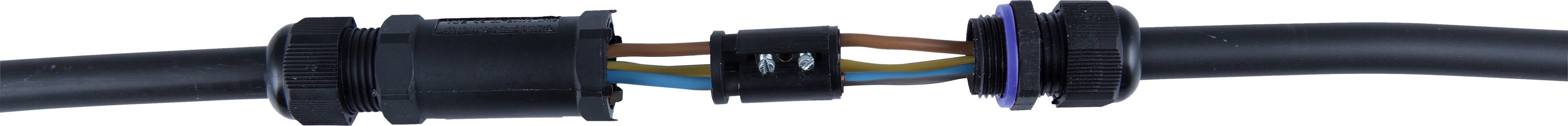 Zwei schwarze Kabel, verbunden durch einen wasserdichten Kabelverbinder, zeigen offene, unterschiedlich farbige Innenleiter.