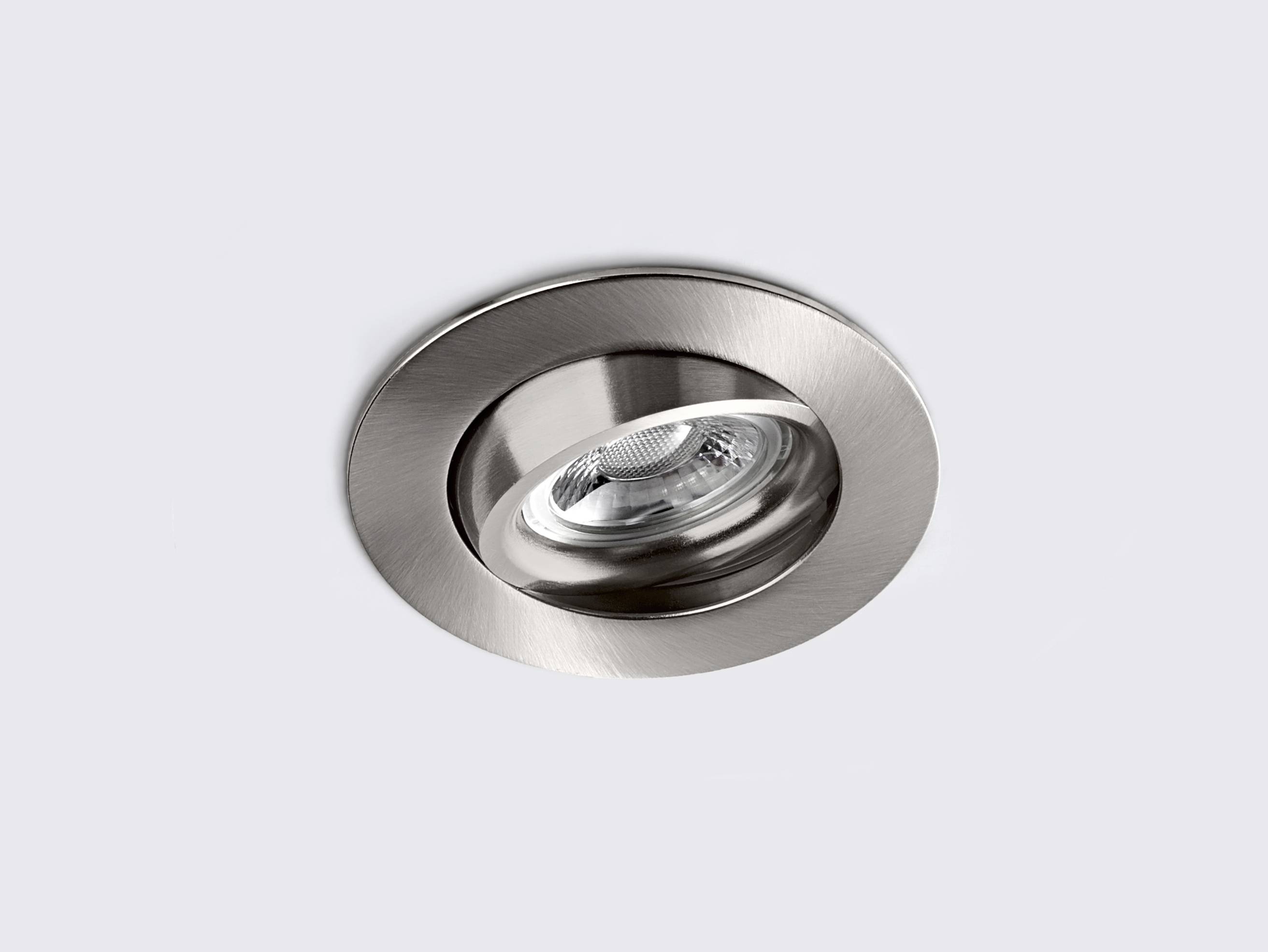 Einbauleuchte mit metallischem Rahmen und zentralem Glas, geeignet für moderne Deckeninstallationen.