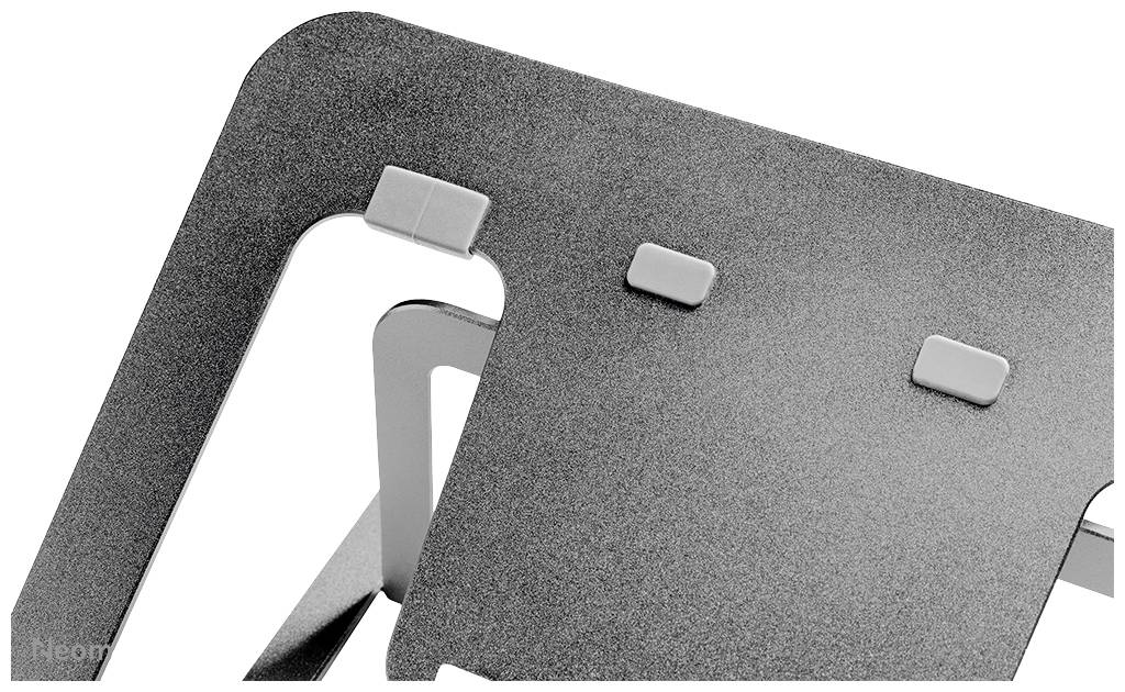 Ein Metallständer mit abgerundeten Kanten und Gummikappen zur Stabilisierung auf einer ebenen Fläche.