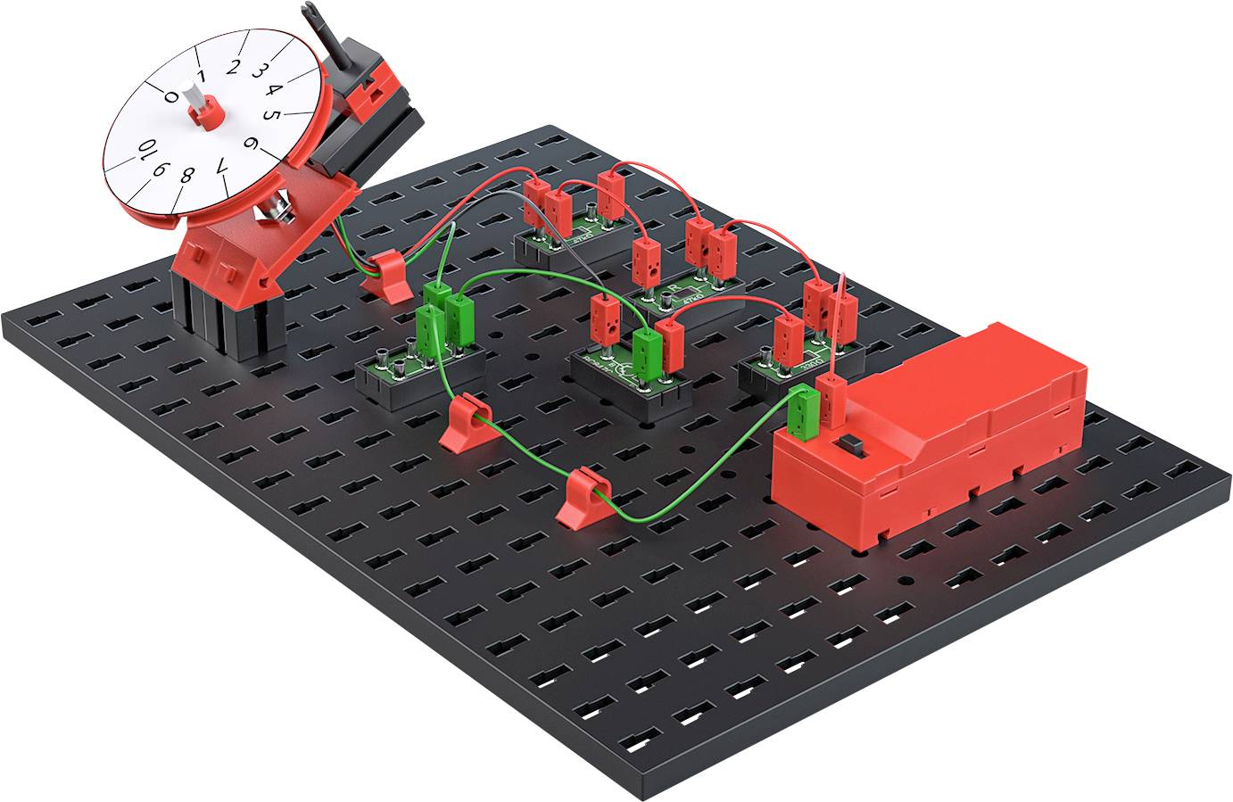 Elektronisches Schaltbrett mit Kabeln, Widerständen und einer roten Batteriebox auf schwarzem Rasterbrett für Experimente.