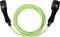 Grünes Ladekabel mit schwarzen Steckverbindern an beiden Enden, aufgerollt in einer Schlaufe. Geeignet für Elektrofahrzeuge.