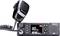 CB-Funkgerät mit Mikrofon, Anzeige zeigt Kanal 40 CE, FM-Modus. Tasten und Regler für verschiedene Funktionen, Markenname sichtbar.