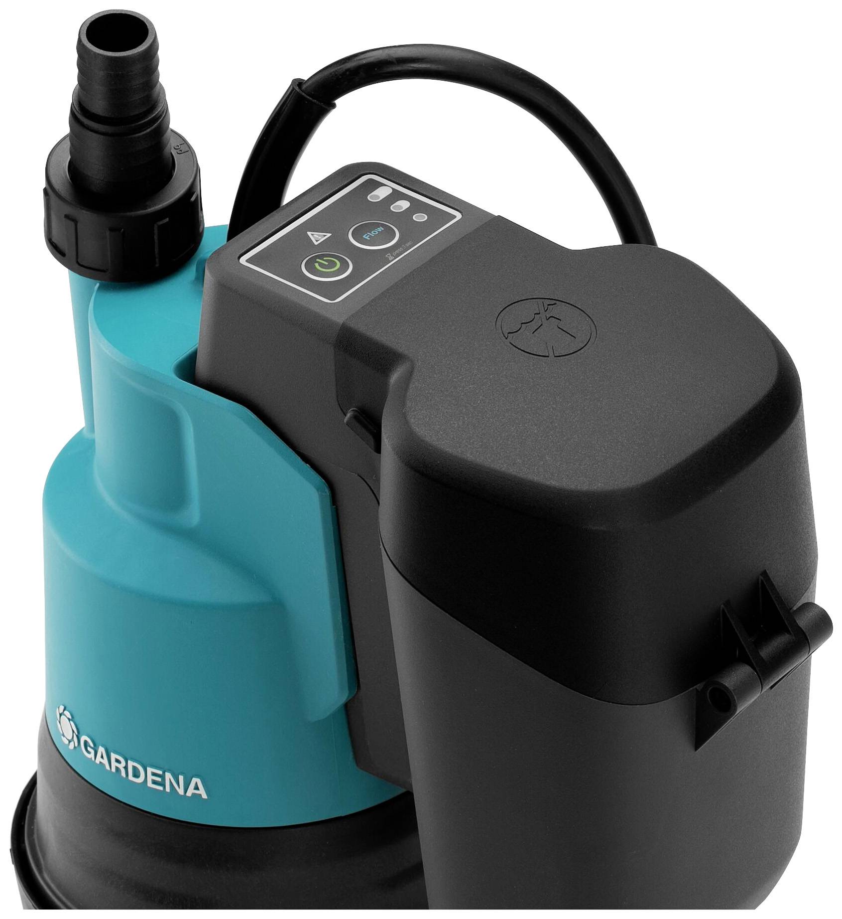 Tauchpumpe in Blau und Schwarz von Gardena mit Bedienfeld oben. Geeignet zum Pumpen von Wasser in Gärten oder Haushalten.