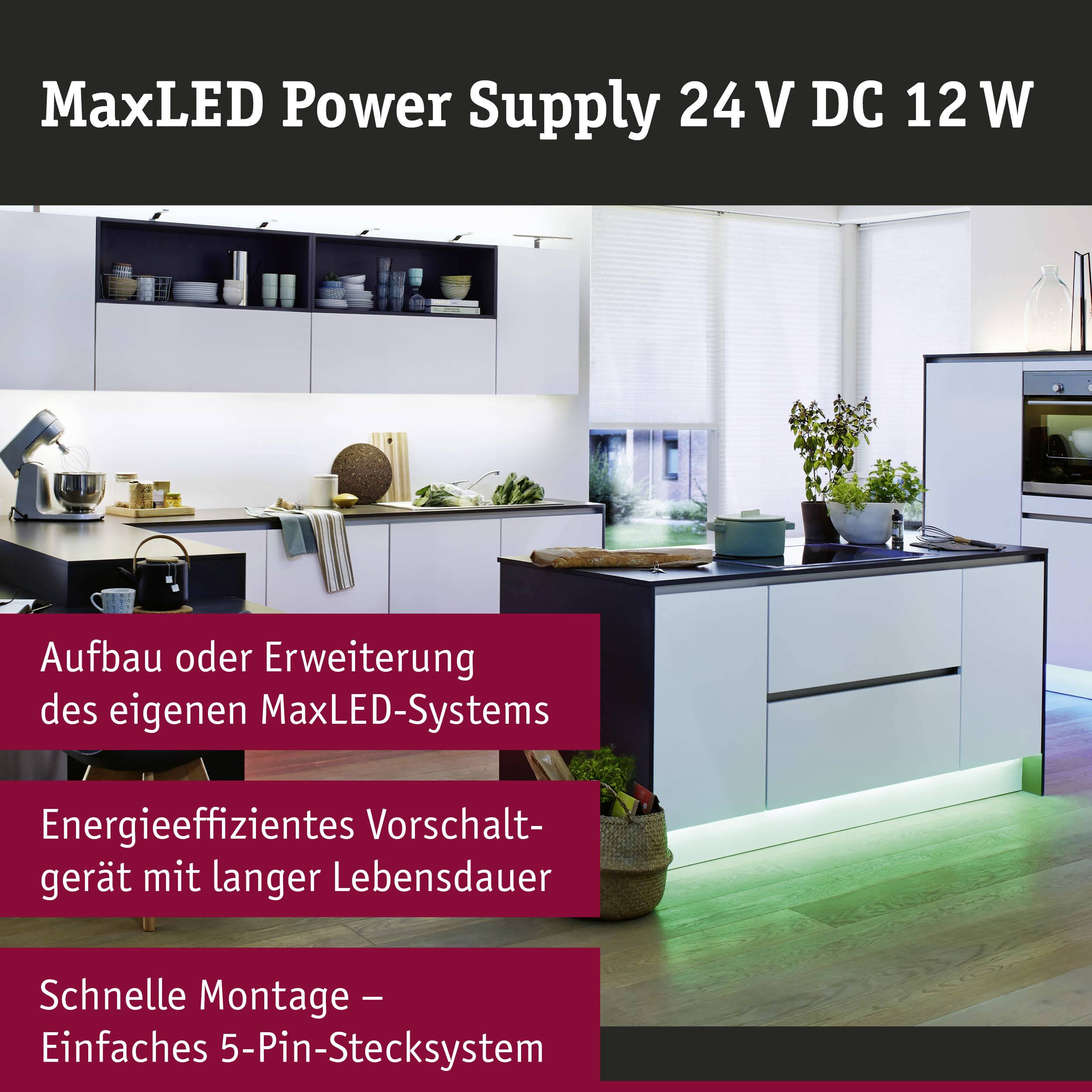 Moderne Küche mit LED-Beleuchtung, präsentiert das MaxLED-Netzteil (24 V DC, 12 W). Schnellmontage und energieeffizient.