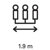 Drei stilisierte Figuren stehen nebeneinander mit Pfeilen, die einen Abstand von 1,9 Metern anzeigen.