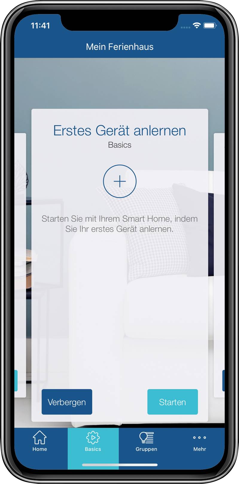 'Mein Ferienhaus' App-Schnittstelle auf einem Smartphone. Anweisung zum Hinzufügen eines ersten Geräts mit Optionen 'Verbergen' und 'Starten'.