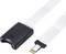 Ein Adapter mit einem Flachbandkabel und einer SD-Karten-Schnittstelle. Geeignet für den Anschluss von SD-Karten an Geräte mit anderen Steckplätzen.