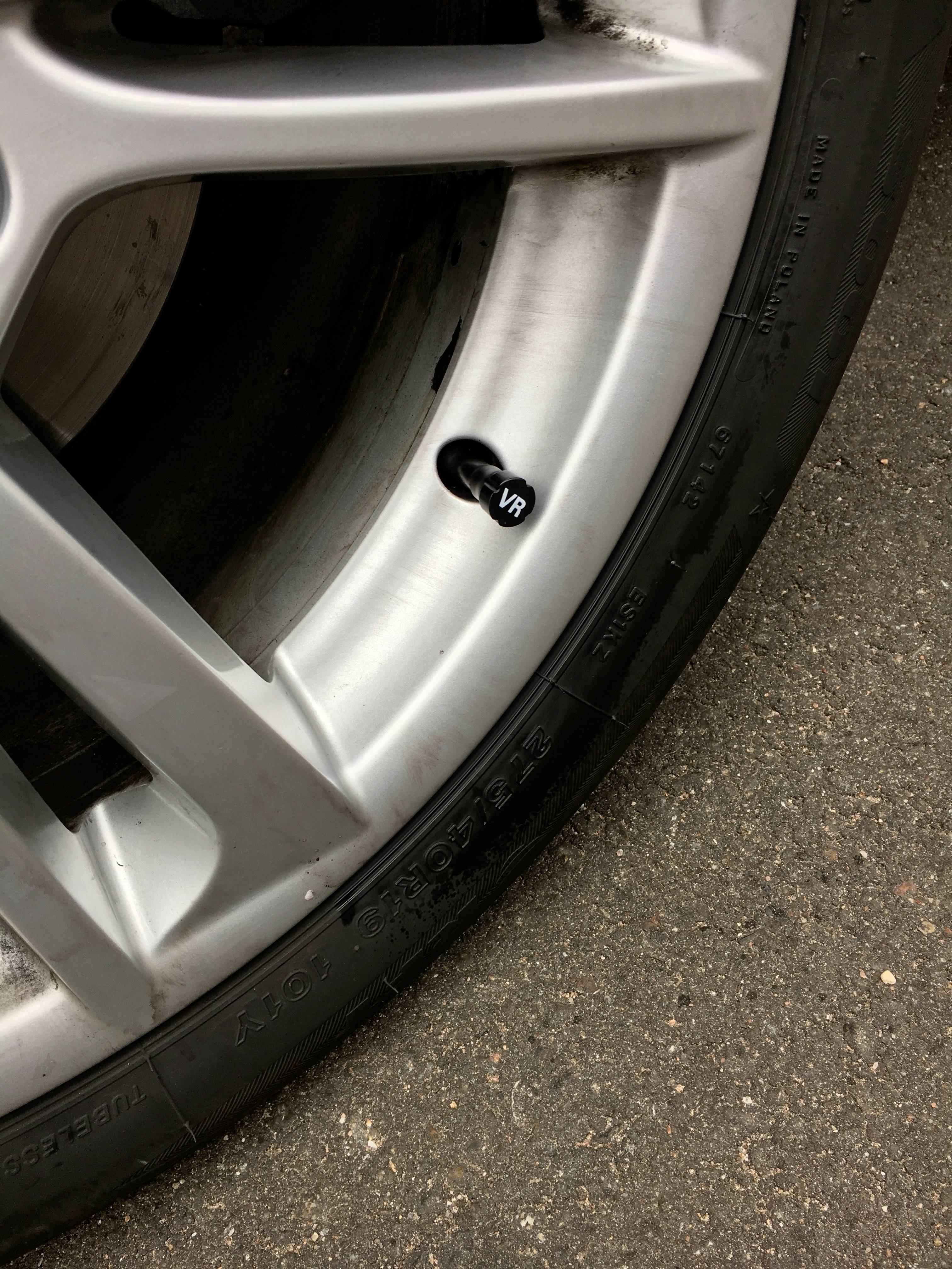 IWH 019051 označení pneumatik