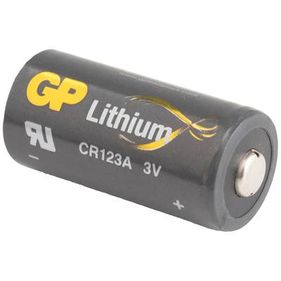 Lithium-Batterie der Marke GP, Typ CR123A, 3V, auf weißem Hintergrund.
