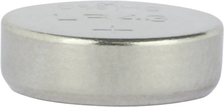 Runde Silberbatterie von oben gesehen mit Plus- und Minuspol-Markierungen auf der Oberfläche.