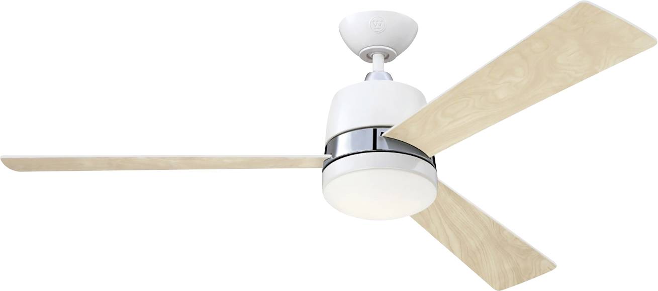 Ein moderner Deckenventilator mit drei hellen Holzklingen und einem weißen Gehäuse. Geeignet für Wohnzimmer oder Büroräume.