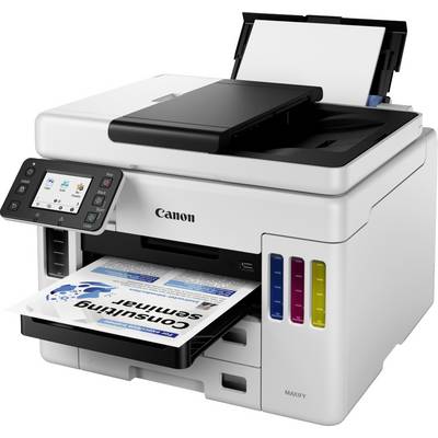 Ein weißer Multifunktionsdrucker mit Display und Bedienelementen an der Seite druckt ein Dokument. Im Hintergrund Papierzufuhr.
