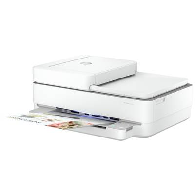 Ein moderner weißer Drucker druckt ein farbiges Blatt mit Diagrammen und Fotos.
