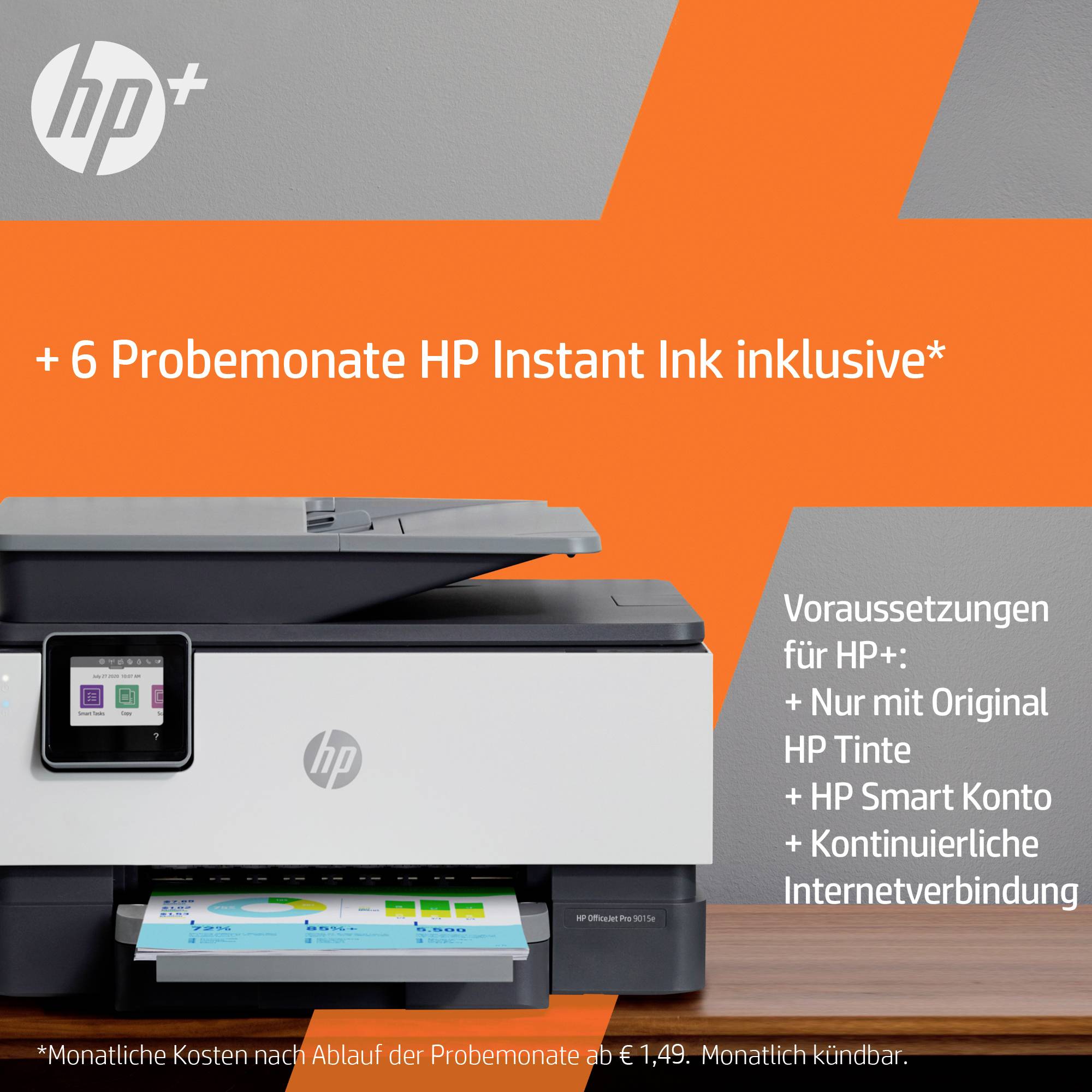 Multifunktionsdrucker mit Display und Papierausgabe. Text: '6 Probemonate HP Instant Ink inklusive'. Voraussetzungen: 'HP Konto, Smart App, Internet'.