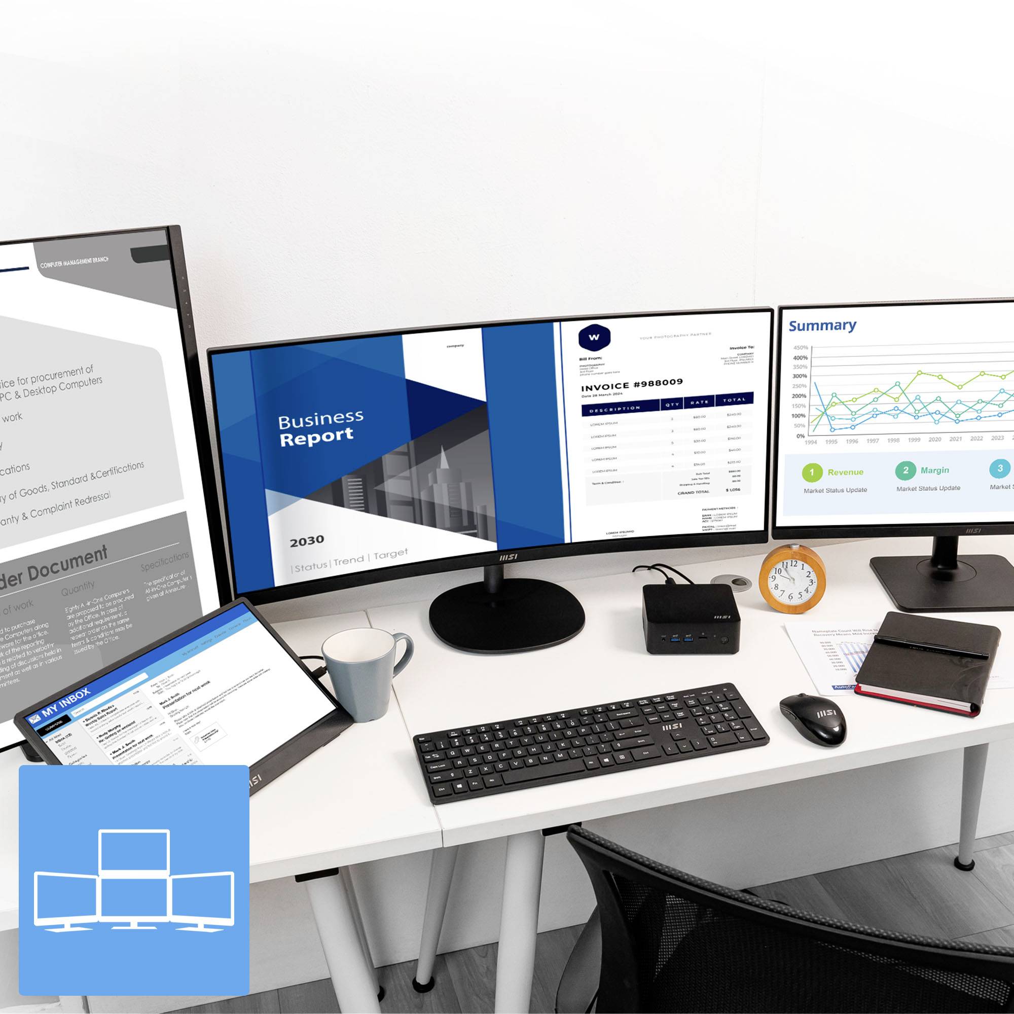 Arbeitsplatz mit drei Monitoren: Einer zeigt einen Unternehmensbericht, der zweite eine Rechnung, der dritte ein Diagramm mit Summen. Tastatur und Tasse darunter.