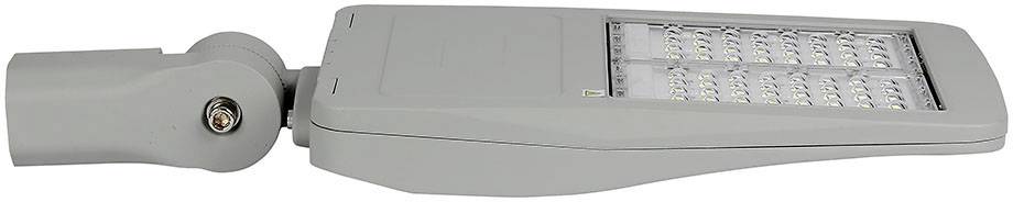 Graue LED-Straßenlampe mit rechteckigem Kopf und vielen kleinen LED-Leuchten. Sie ist zur Energieeinsparung und effizienten Beleuchtung konzipiert.