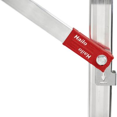 Roter Sicherheitsmechanismus einer Leiter zeigt 'Hallo' und 'Lock' auf Metallstruktur.