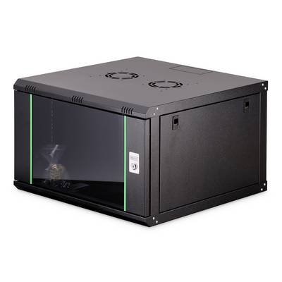 Ein schwarzer, wandmontierter Serverschrank mit einer Glastür und zwei Kühlventilatoren oben ist vor einem weißen Hintergrund zu sehen.
