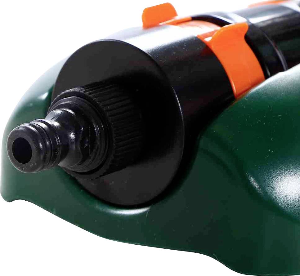 Grüner Wasserschlauchanschluss mit schwarzem Kunststoffaufsatz. Markante orangefarbene Hebel zur Regulierung des Wasserflusses.