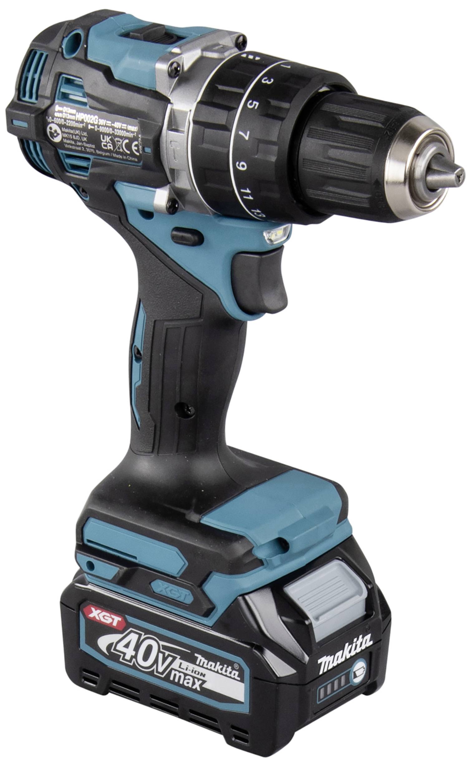 Ein kabelloser, blau-schwarzer Akku-Bohrschrauber mit 'Makita' Logo und 40V max Akkusystem. Beruflich genutzt für Bohr- und Schraubarbeiten.