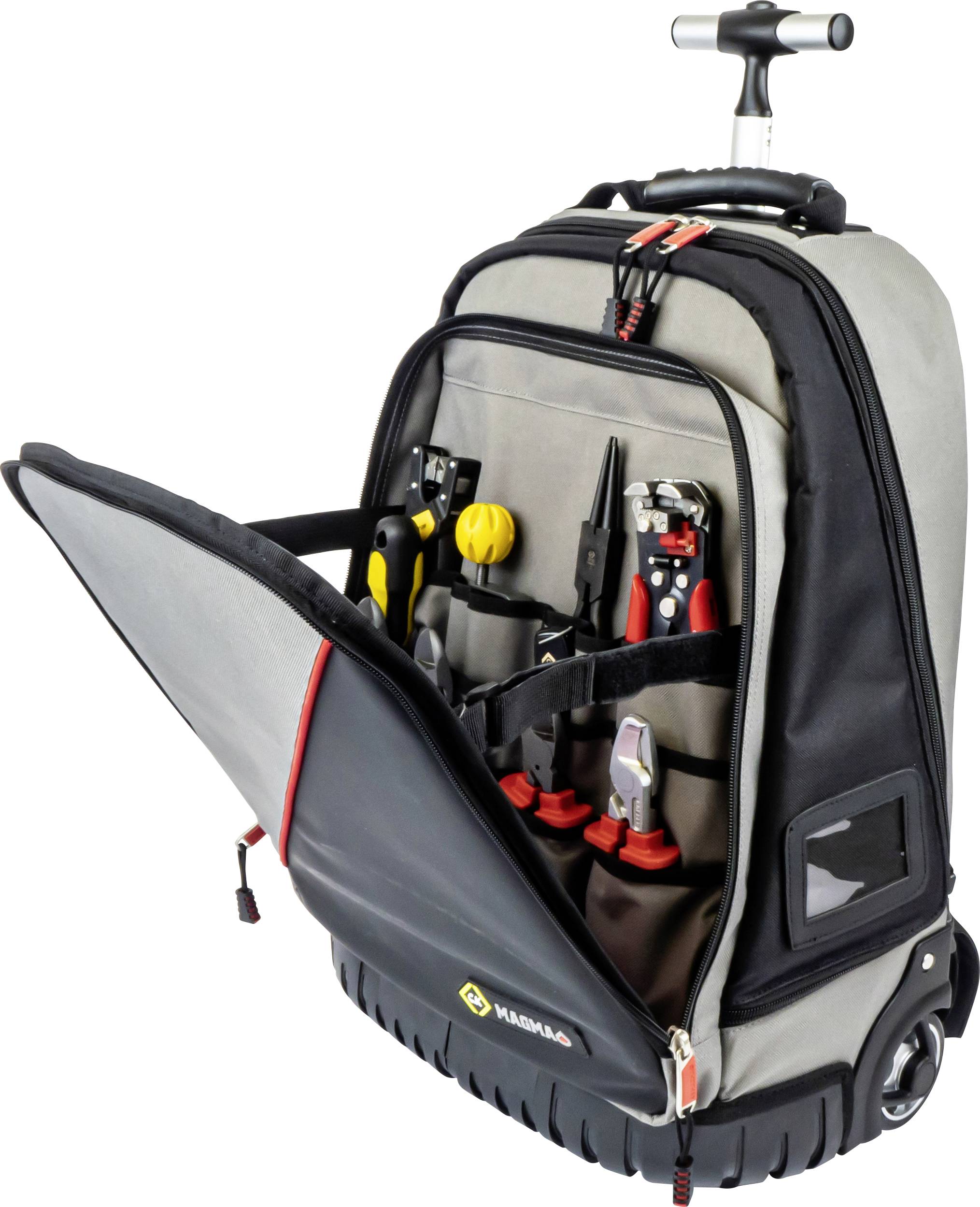 Ein geöffneter Werkzeug-Rucksack mit mehreren Fächern, gefüllt mit Schraubendrehern, Zangen und weiterem Handwerkszeug.