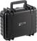 Ein schwarzer, robuster Koffer mit Griff, beschriftet mit 'outdoor.cases Type 1000'.