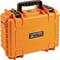 Orange Schutzkoffer mit schwarzem Griff, geeignet für den Außeneinsatz. Aufkleber: 'outdoor.cases type 3000'.