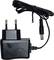 Ein schwarzes Netzteil mit EU-Stecker und dünnem Kabel.