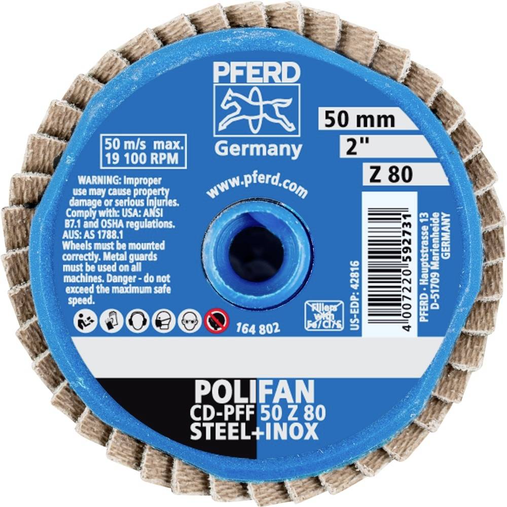 'An einer Polifan CD-PFF Schleifscheibe werden Spezifikationen angezeigt: 50 m/s, 50 mm Durchmesser, Z 80, geeignet für Stahl und Edelstahl.'