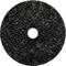 Eine runde, schwarze Schleifscheibe mit einer körnigen Oberfläche und einem Loch in der Mitte. Sie wird für das Schleifen von Materialien genutzt.