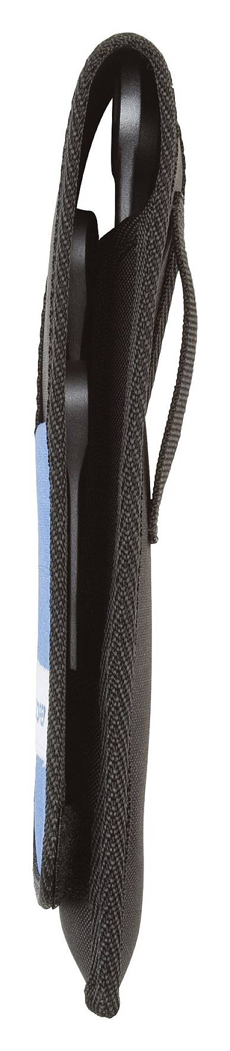 Seitenansicht einer schmalen, gepolsterten Tragetasche mit Griffen, die ein elektronisches Gerät schützt.