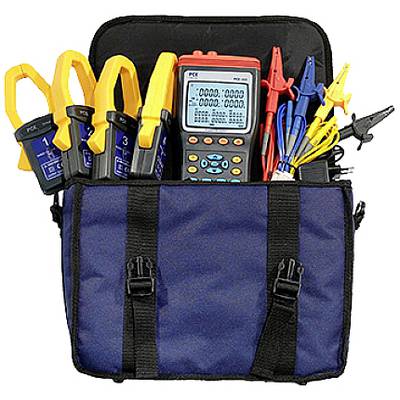 Tragetasche mit verschiedenen elektrischen Messgeräten und Kabeln. Enthält ein Multimeter und elektrische Zangen.