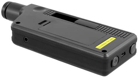 Ein schwarzes elektronisches Gerät mit rechteckiger Form, ein abgewinkeltes Mundstück oben. Aufkleber mit der Aufschrift 'Sample Only'.