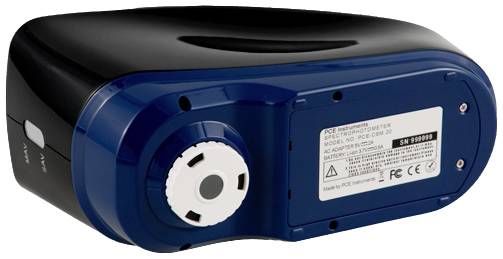 Ein tragbares Spektrophotometer in Schwarz und Blau mit einem Bedienungsknopf und einem Etikett mit Geräteinformationen.