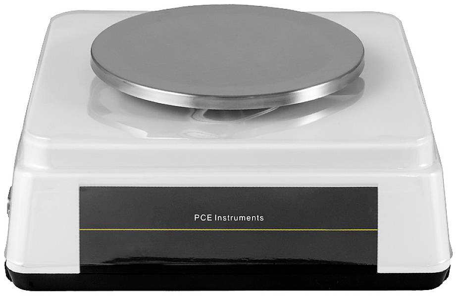 Graue elektronische Waage von PCE Instruments mit rundem Metallgewicht, geeignet zum präzisen Wiegen in Laboren oder Küchen.