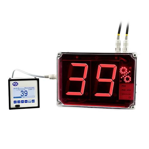 Eine digitale Anzeige zeigt die Zahl 39 mit leuchtenden roten LEDs. Ein kleineres Gerät daneben zeigt dieselbe Zahl auf einem Bildschirm.
