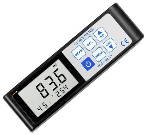 Digitales Glanzmeßgerät zeigt einen Messwert von 83,6 im 45°-Winkel an, mit Messtasten und der Bezeichnung „GLOSS METER".