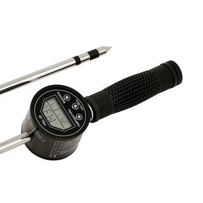 Digitale Reifenprofiltiefenlehre mit LCD-Display, Messsonde und strukturiertem Griff auf weißem Hintergrund.