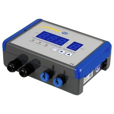 Digitale Geschwindigkeitsalarmkontrolleinheit mit blauem Gehäuse, Anzeigebildschirm und Kabelsteckverbindern an der Vorderseite.