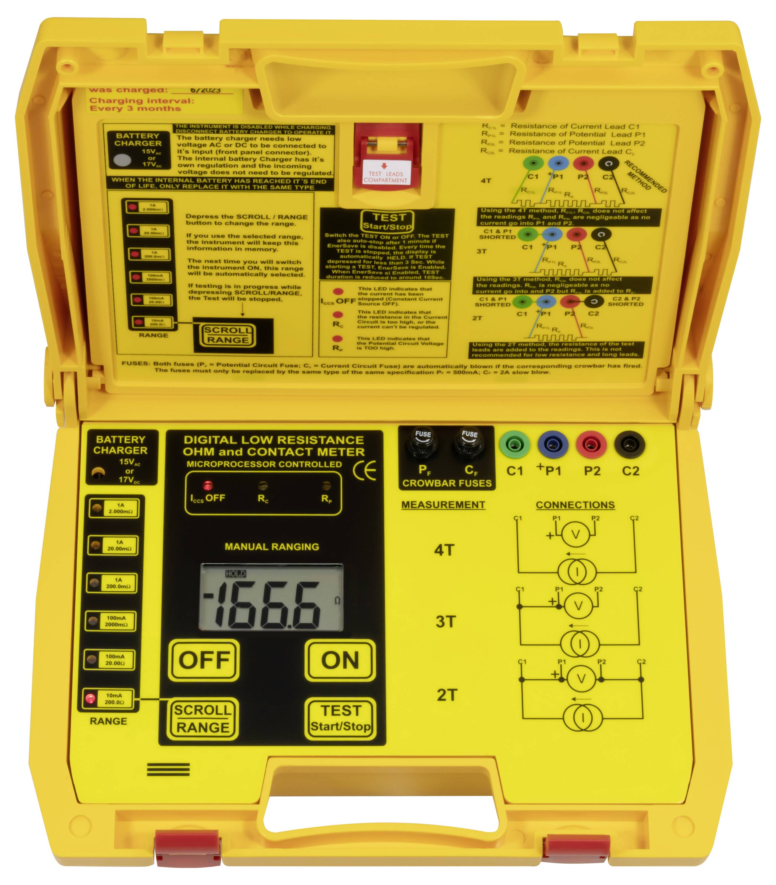 Gelbes digitales Niederohmwiderstand- und Kontaktmessgerät in einem Hartschalenkoffer mit LCD-Anzeige, EIN/AUS-, TEST- und Bereichsschaltern sowie Anschlussdiagrammen.