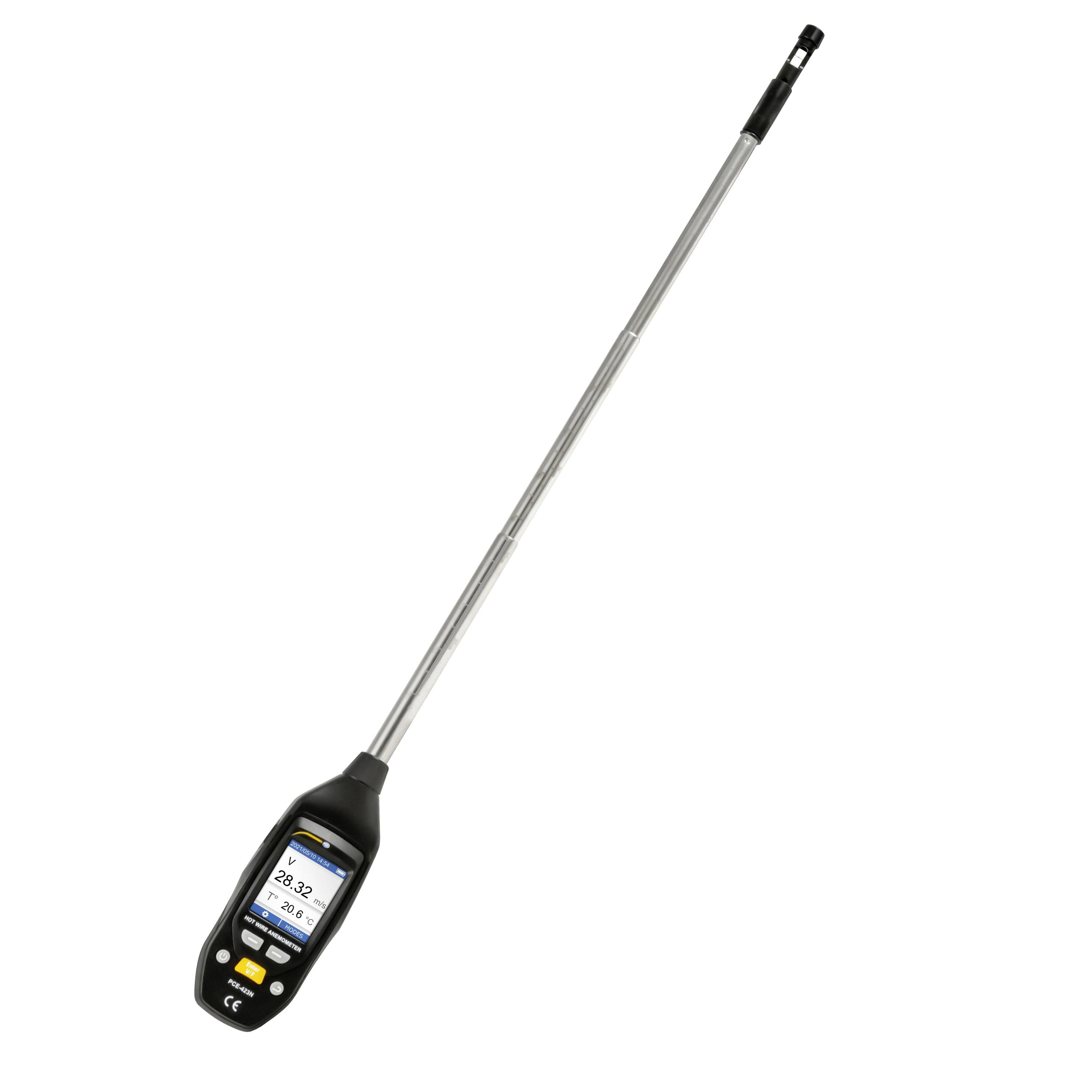 Tragbares digitales Messinstrument mit einem langen Sondesensor, der an eine kleine Anzeigeeinheit auf weißem Hintergrund angeschlossen ist.
