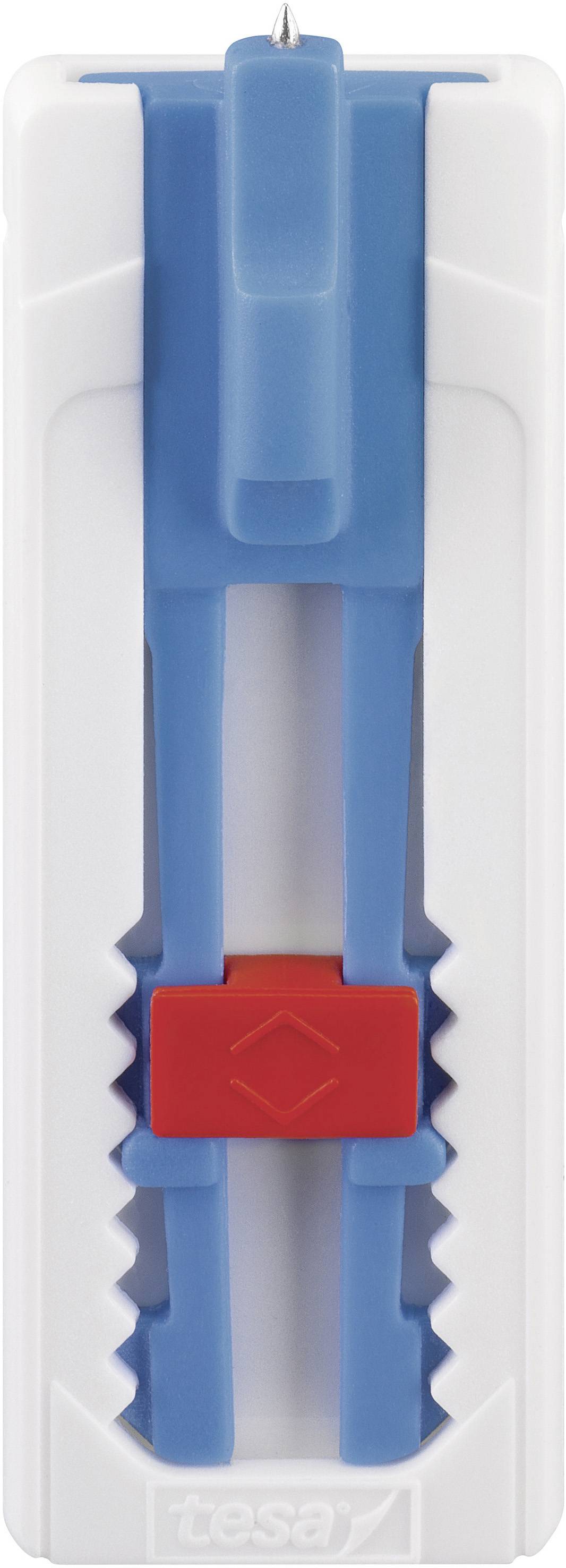 Ein weiß-blauer Wandhaken mit rotem Verschluss und Hakenmechanismus, geeignet zum Aufhängen von Gegenständen.