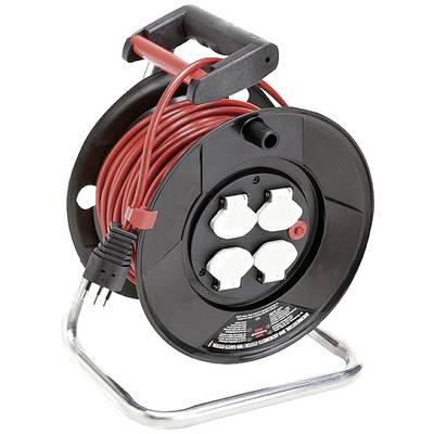 Eine schwarze Kabeltrommel mit rotem Kabel und vier Steckdosen, auf einem Metallrahmen stehend, Griff oben.