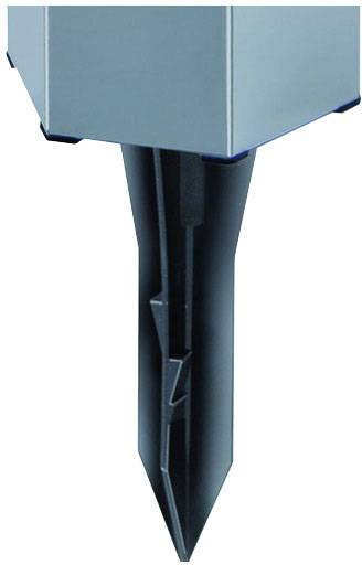 Spitzer Metallstift, der von einem Gerät nach unten zeigt. Könnte zu einem technischen oder industriellen Gerät gehören.