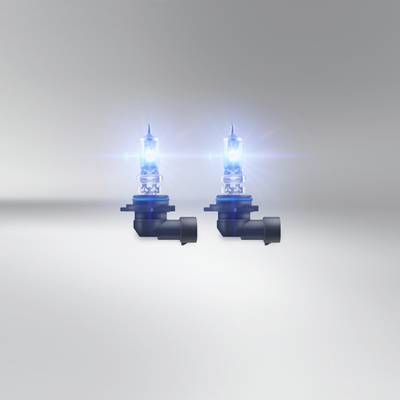 Zwei Auto-Halogenlampen leuchten blau auf einem grauen Hintergrund, zeigt ihre Helligkeit und Leuchtkraft.