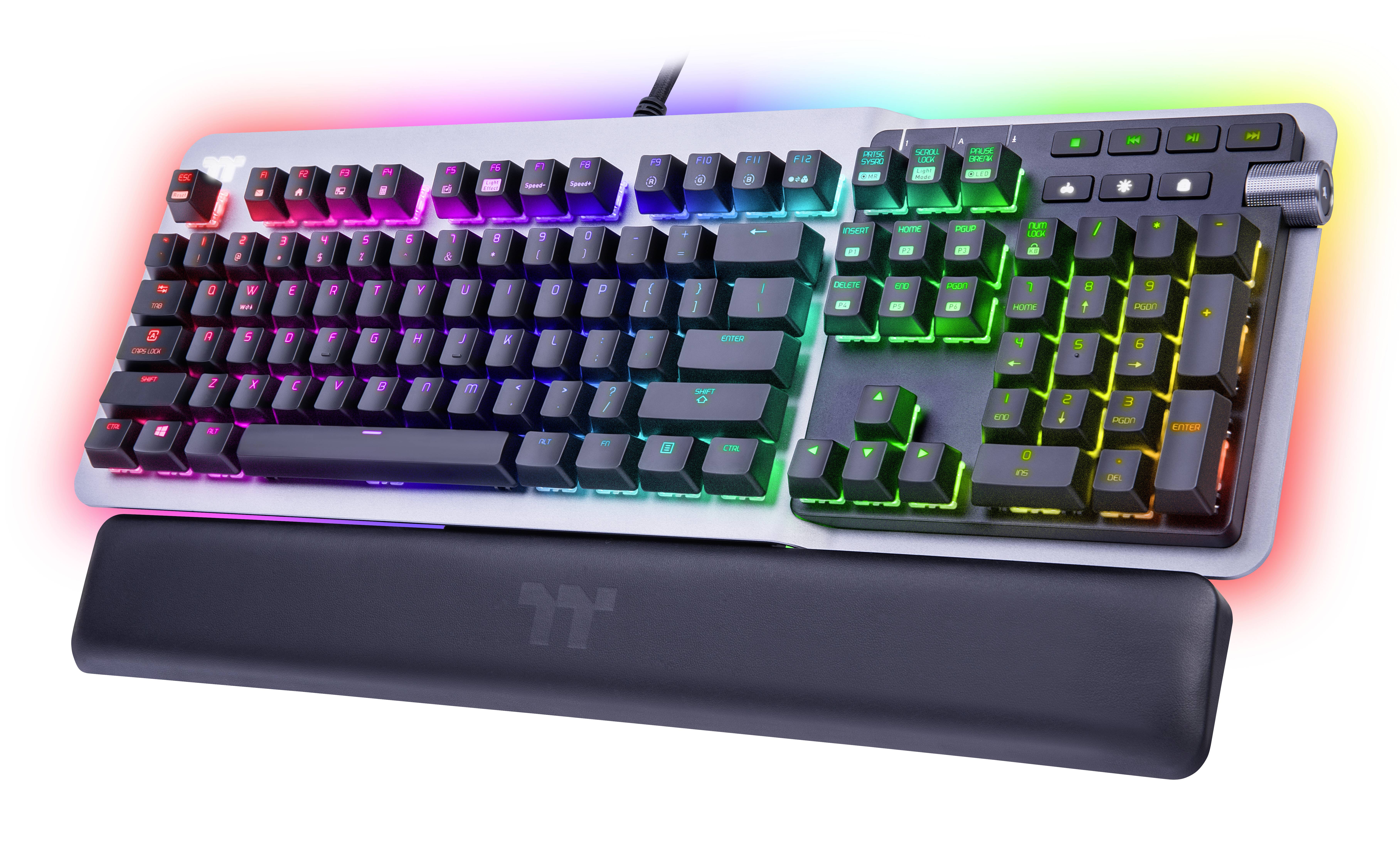 Gaming-Tastatur mit RGB-Beleuchtung. Jede Taste leuchtet in verschiedenen Farben. Abnehmbare Handballenauflage vorhanden.