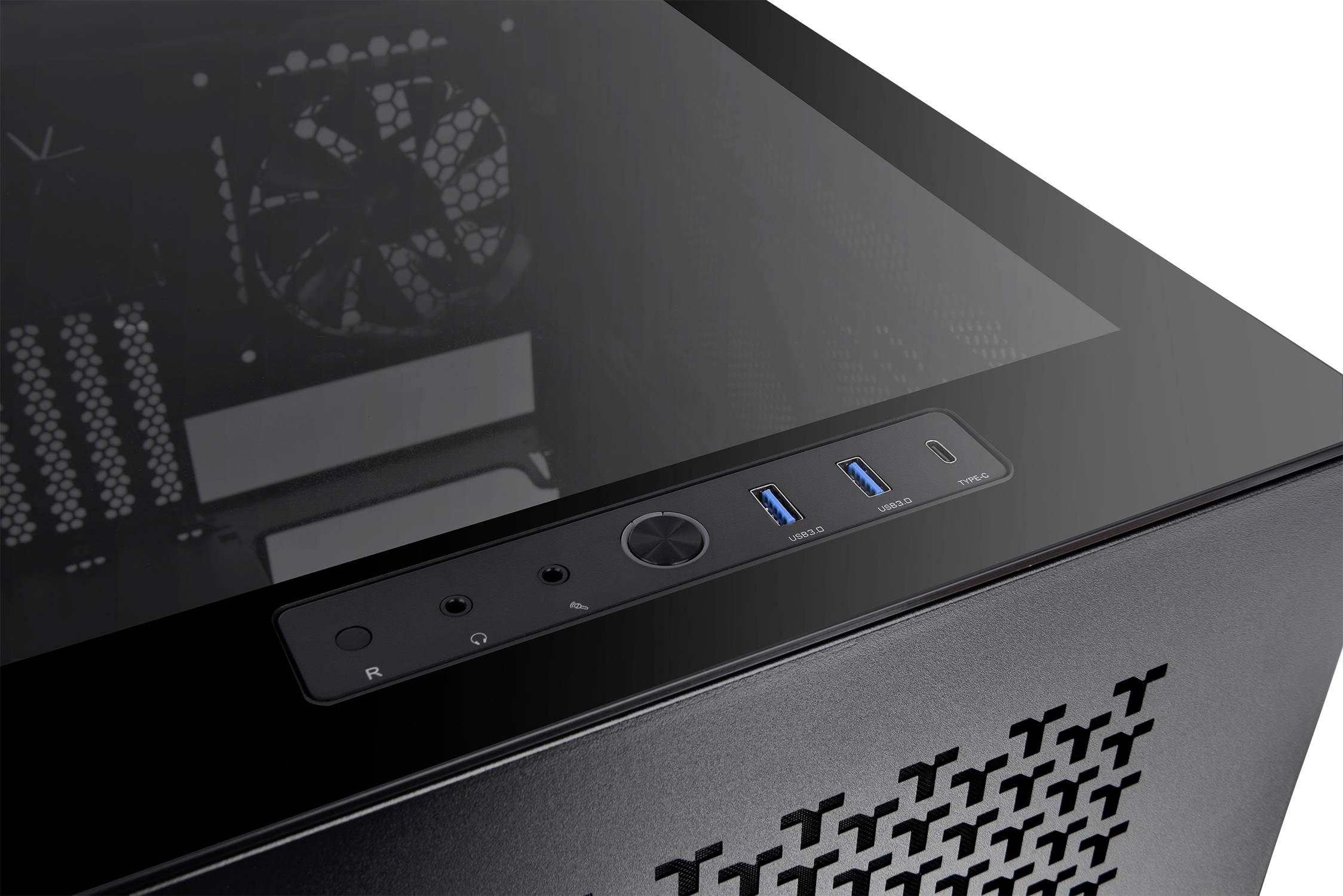 Ein schwarzes Computergehäuse mit einem seitlichen Lüftungsgitter und einer oberen Glasplatte. Zwei USB-Anschlüsse und ein Lautstärkeregler sind sichtbar.