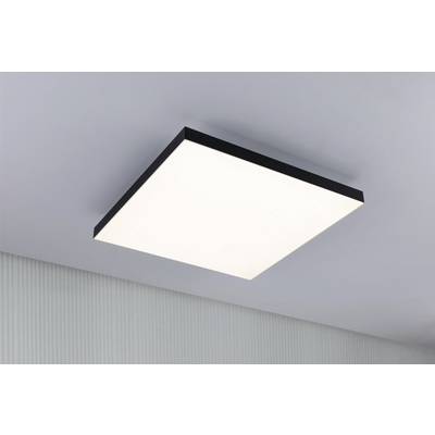 Rechteckige Deckenleuchte mit schwarzem Rahmen, die gleichmäßiges, weißes Licht in einem modernen Raum abstrahlt.