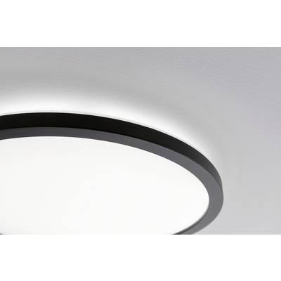 Moderne runde Deckenleuchte mit schwarzem Rahmen in weißem Raum. Sie strahlt helles, gleichmäßiges Licht aus.